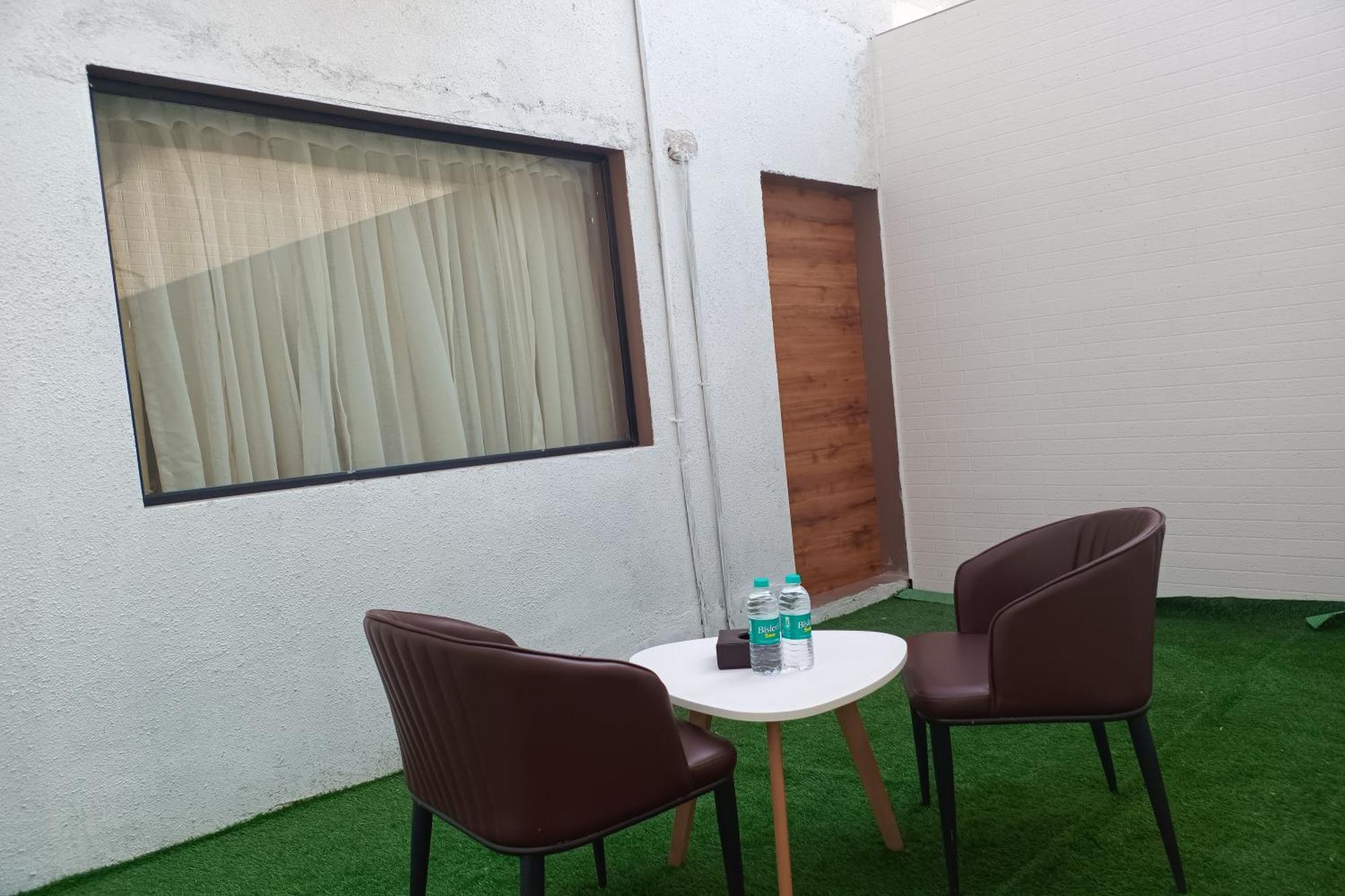 Madhav Residency Hotel & Banquet, Kalyan, Mumbai Eksteriør billede